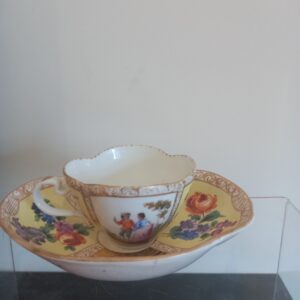 Meissen cup and saucer quartrefoil