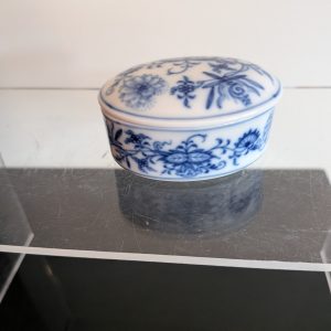 Meissen Blue Onion Lidded Box